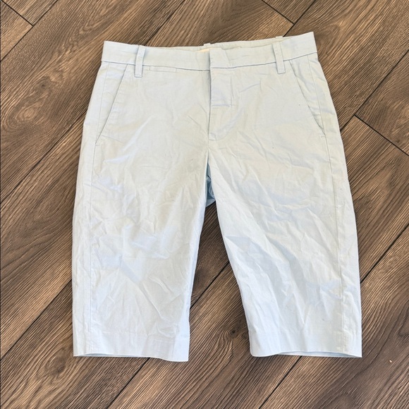 Vince Sky Blue Bermuda walking shorts Jort shorts size 6